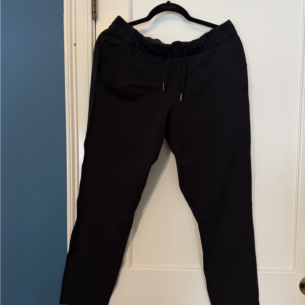 Lululemon women’s Black Pants
